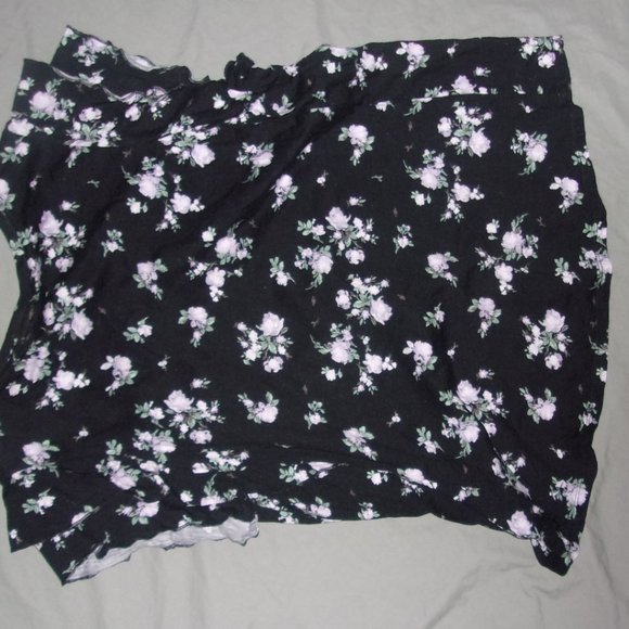 Top - Picture 3 of 3